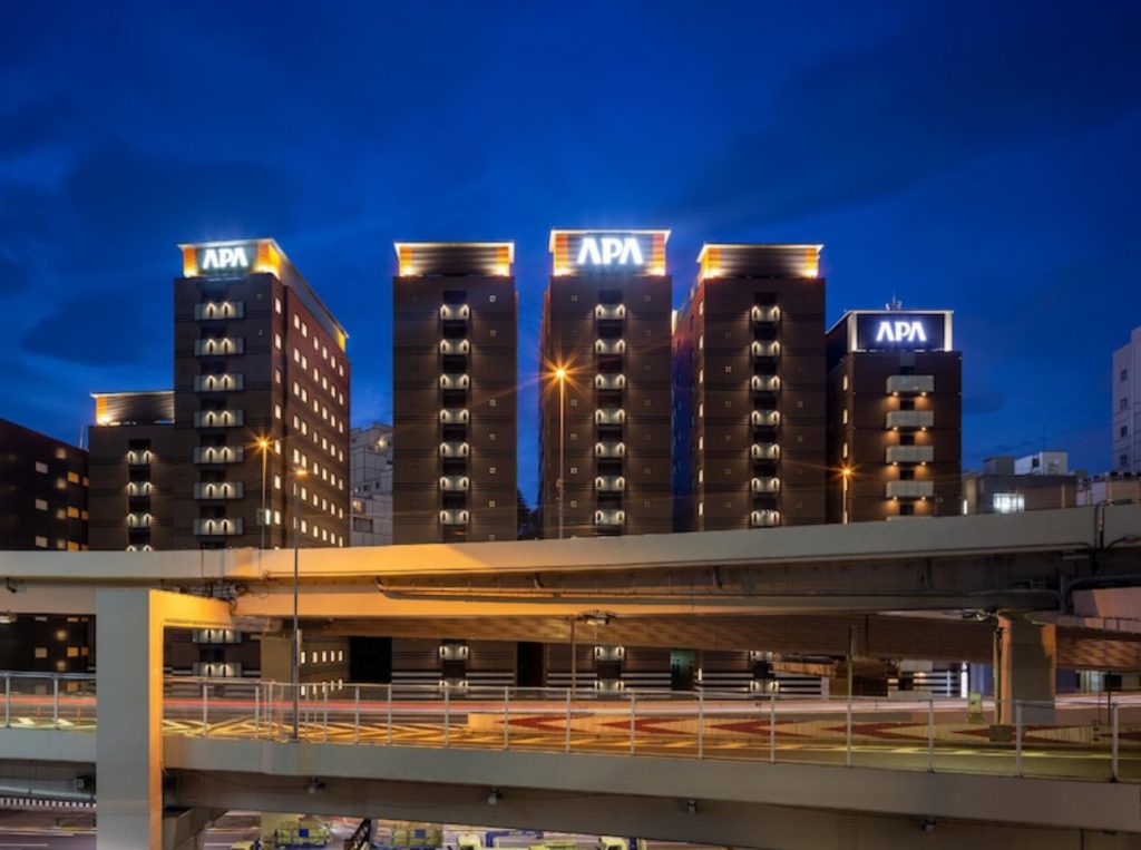 โรงแรมเอพีเอ รปปงงี ซิกส์
(APA Hotel Roppongi SIX)